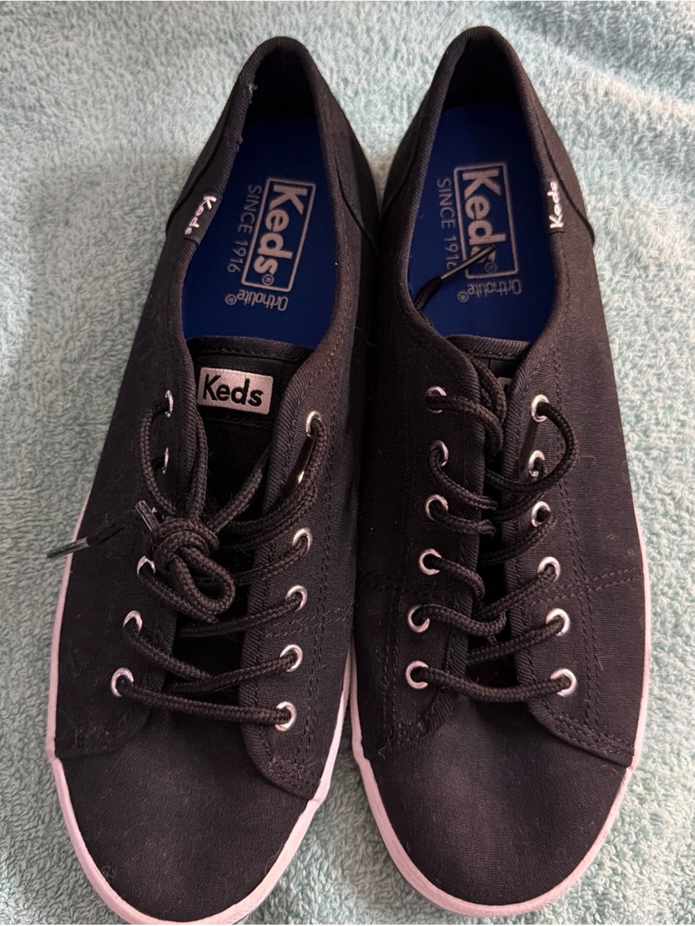 Keds ortholite 8.5 Black Canvas Sneakers with white  Trim